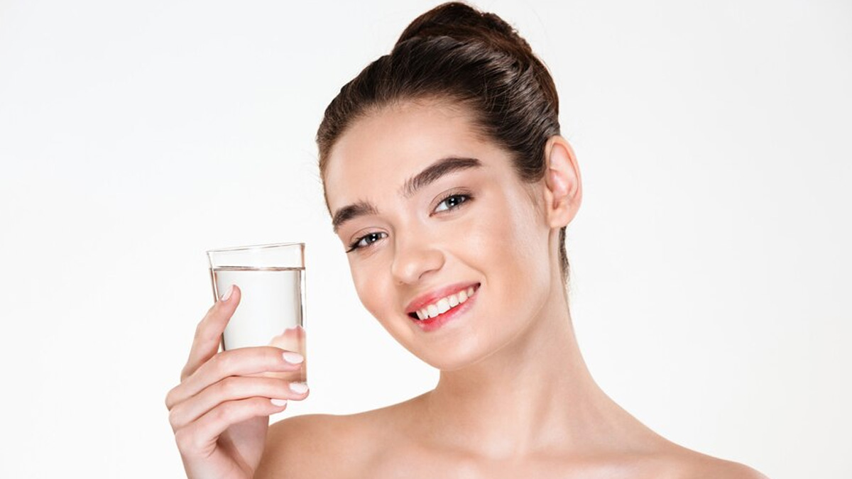 can-drinking-water-make-your-skin-glow-learn-from-the-expert