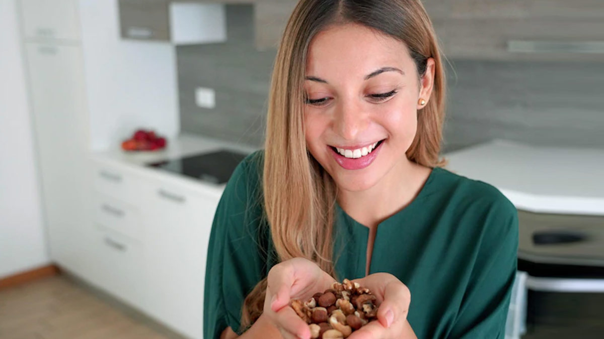 superfoods to achieve refined abs at home