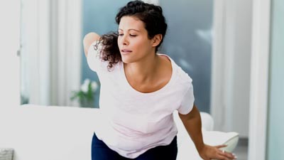 क्या प्रेग्नेंसी में झुकना सुरक्षित है? डॉक्‍टर से जानें गर्भावस्‍था में झुकना कब बंद कर देना चाहिए