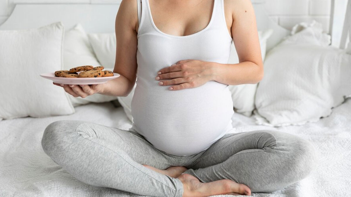 Navratri Diet Tips For Pregnant Women: Do’s And Don’ts 