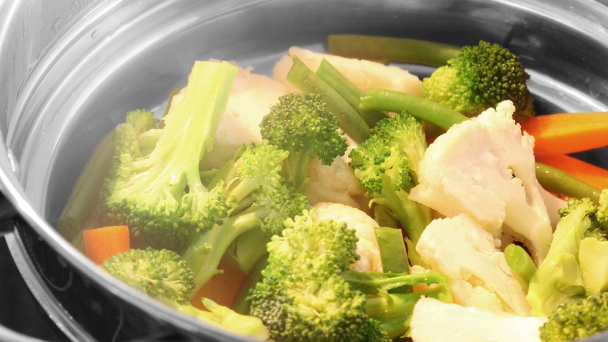 Steamed Vegetables Benefits in hindi