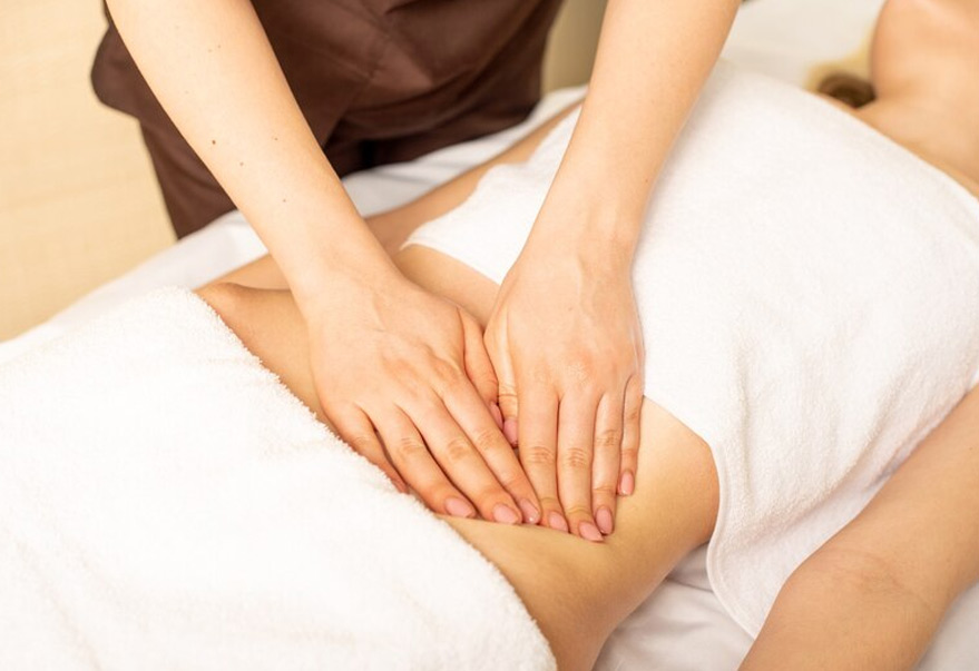 Massage These Body Parts With Warm Oil To Live Longer