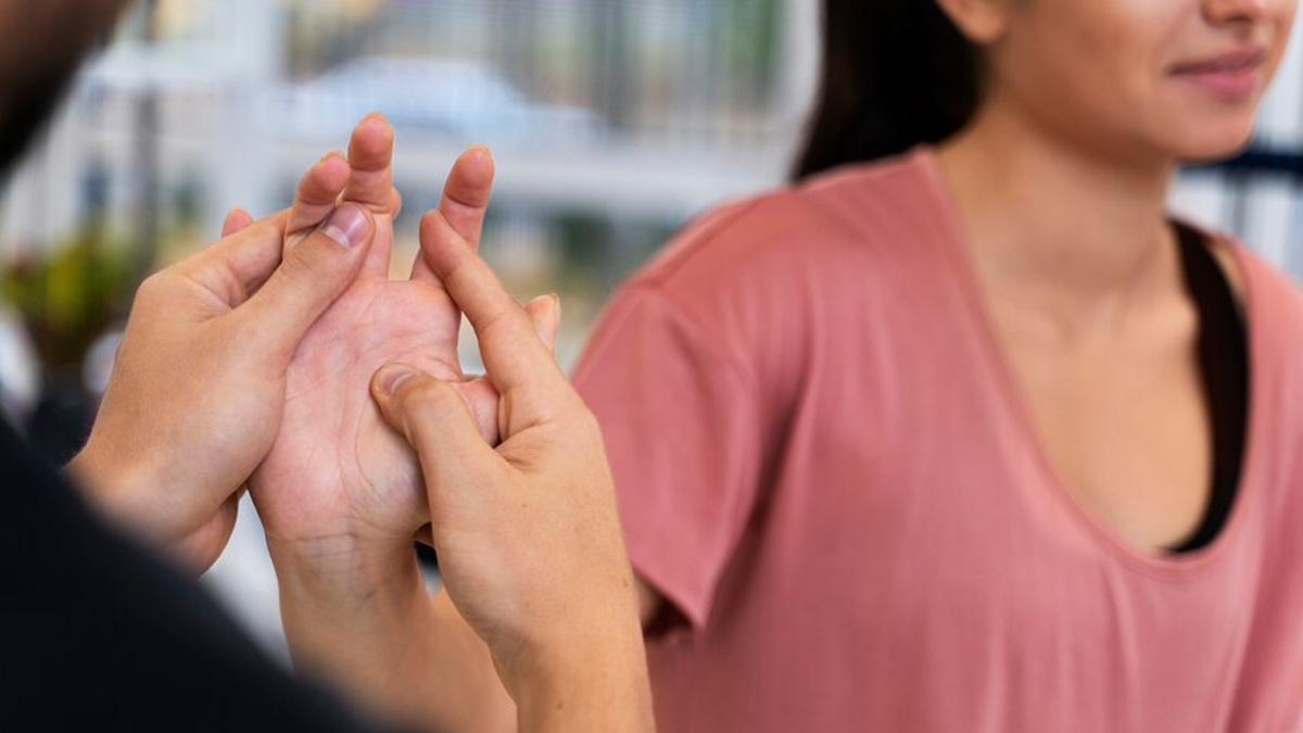 Excessive Smartphone Use Can Cause Trigger Finger