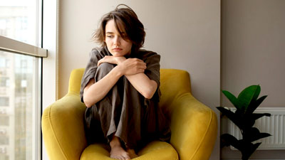  ये 6 लक्षण बताते हैं आपको मेंटल हेल्थ पर ध्यान देने की है जरूरत, न करें अनदेखा