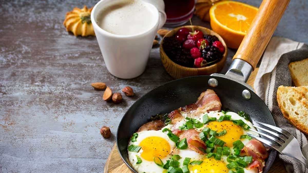 Eggs For Breakfast: Expert Lists Benefits Of Eating Eggs In The Morning |  OnlyMyHealth