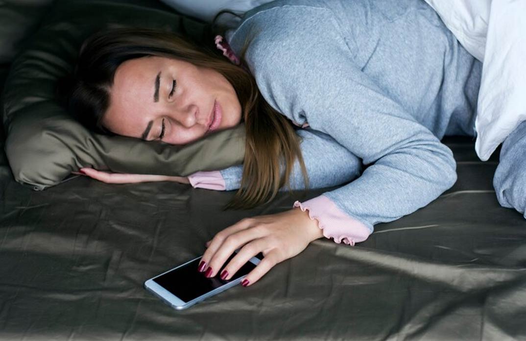  Keeping Phone Near Head Cause Cancer