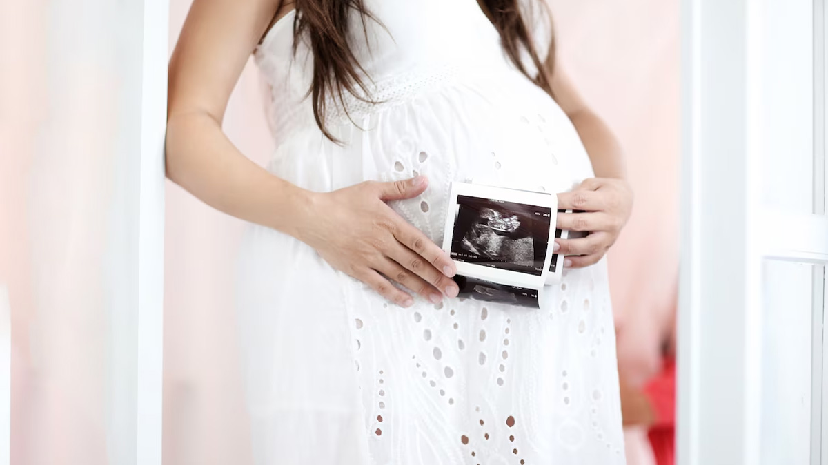 26th Week Pregnancy प्रेग्नेंसी के 26वें सप्ताह के लक्षण सावधानियां और जरूरी बातें 26 Week 