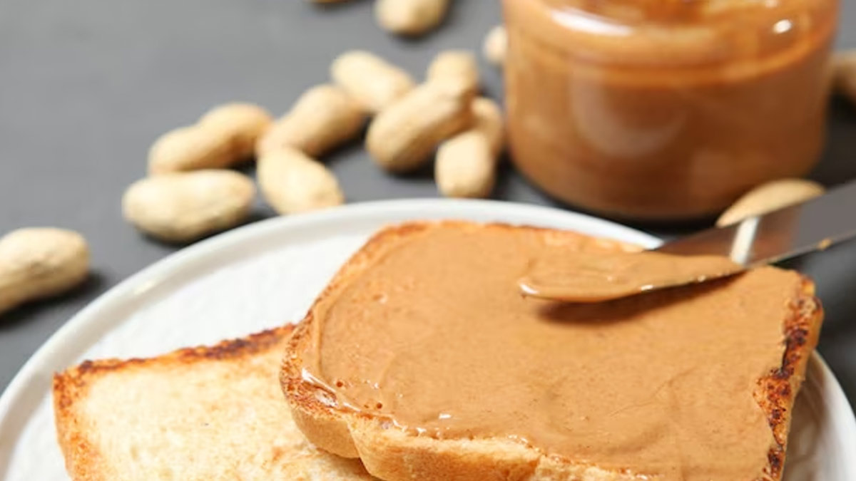 Peanut Versus Almond Butter: Which Is Better For Weight Loss | OnlyMyHealth