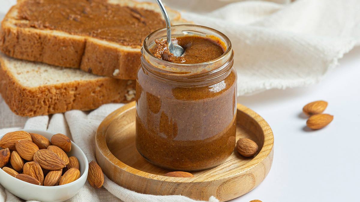 Peanut Versus Almond Butter: Which Is Better For Weight Loss | OnlyMyHealth