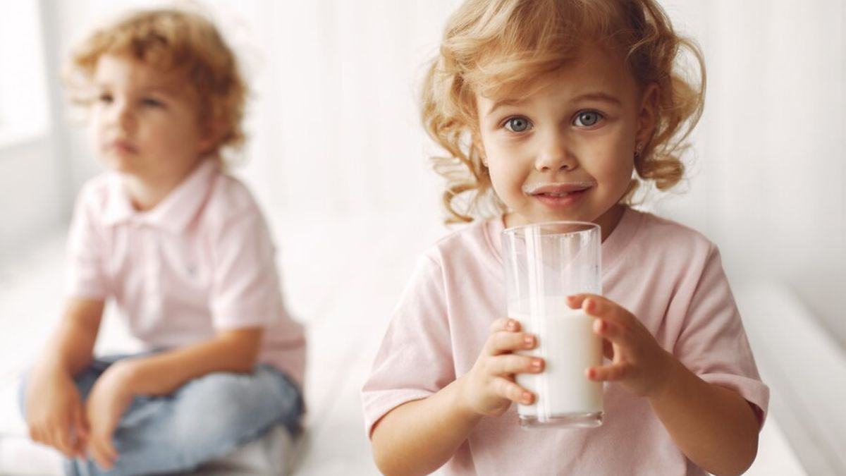 How Much Milk Should Kids Drink Daily