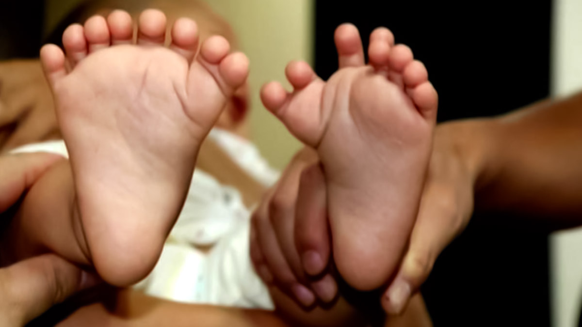 राजस्थान में हाथ और पैरों में 26 उंगलियों वाली बच्ची ने लिया जन्म, डॉक्टर भी रह गए हैरान 