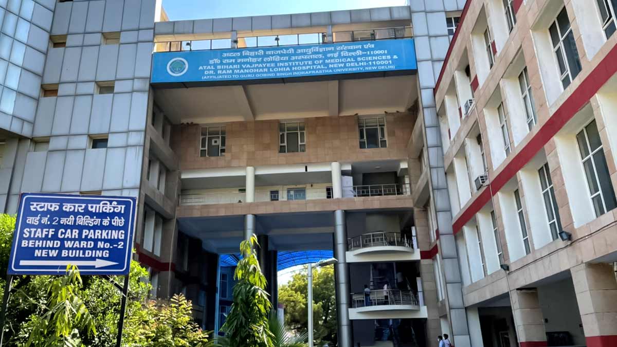 दिल्ली के आरएमएल हॉस्पिटल में अब ट्रांसजेंडर समुदाय के लिए अलग क्लीनिक, ओपीडी की मिलेगी सुविधा 