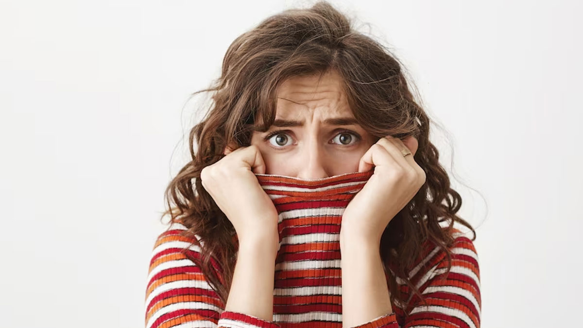 What Exactly Does A Panic Attack Feel Like: How Is It Different From An Anxiety Attack?