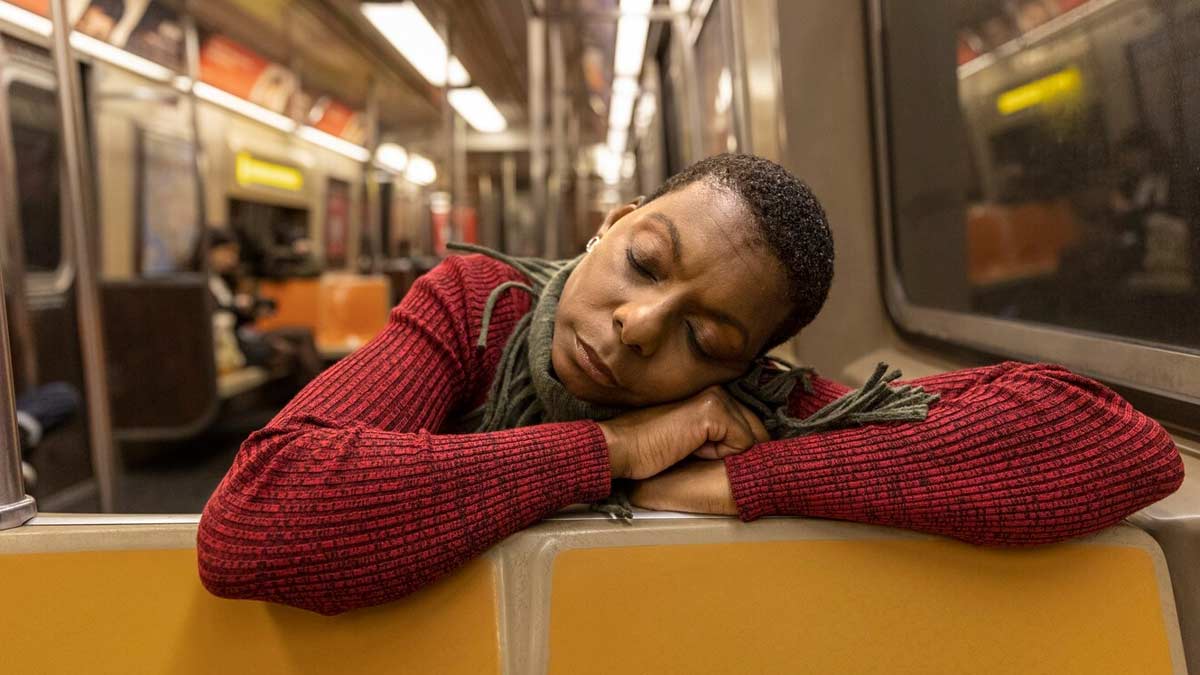 tips for better sleep during travel 