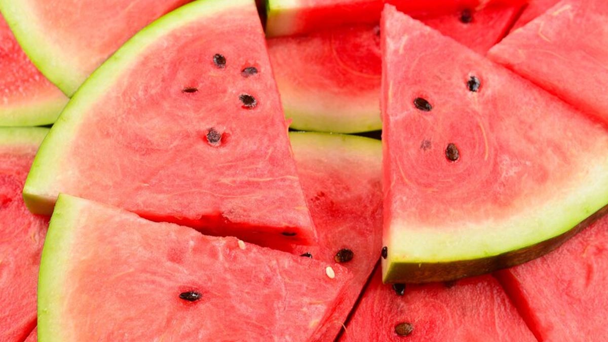 Here Are 8 Reasons Why You Must Not Throw Watermelon Seeds