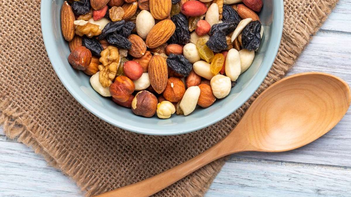 Benefits of Ghee Roasted Dry Fruits During Navratri