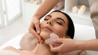 Gua Sha Benefits: डबल चिन से हैं परेशान? इन तरीकों से करें गुआ शा का इस्तेमाल   