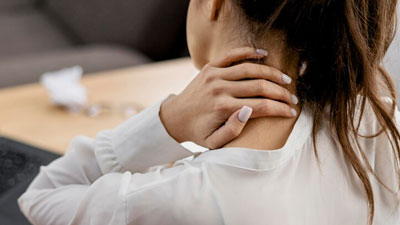 Dealing With Neck Pain? Here's How Hot And Cold Therapy Can Help In Pain Management