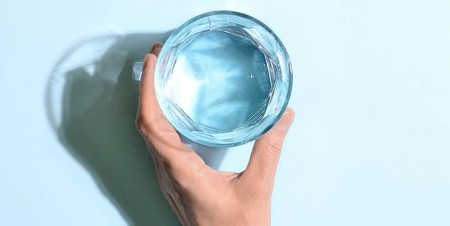 Side Effects of Drinking Ice Cold Water in Summer