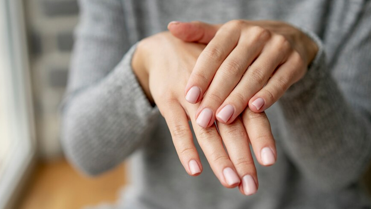 Fingernail Pain Causes in Hindi