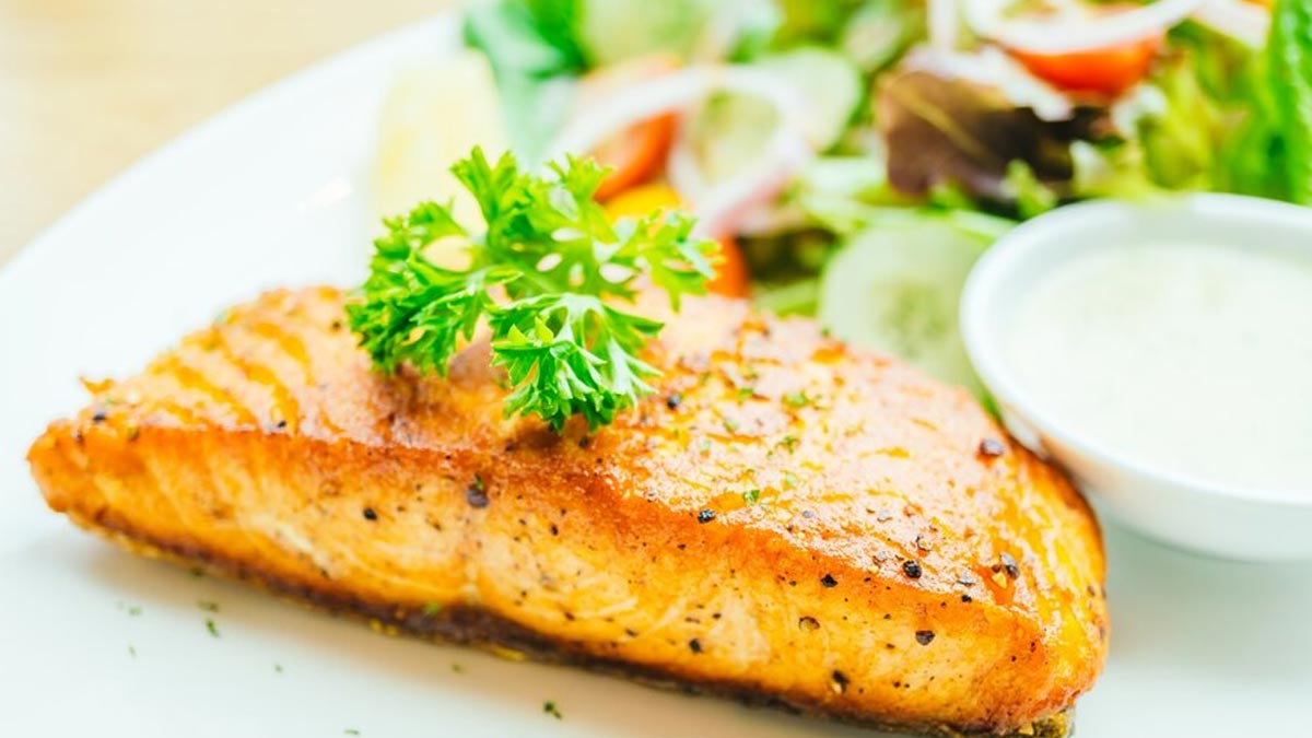 Should People With High Cholesterol Eat More Fish?