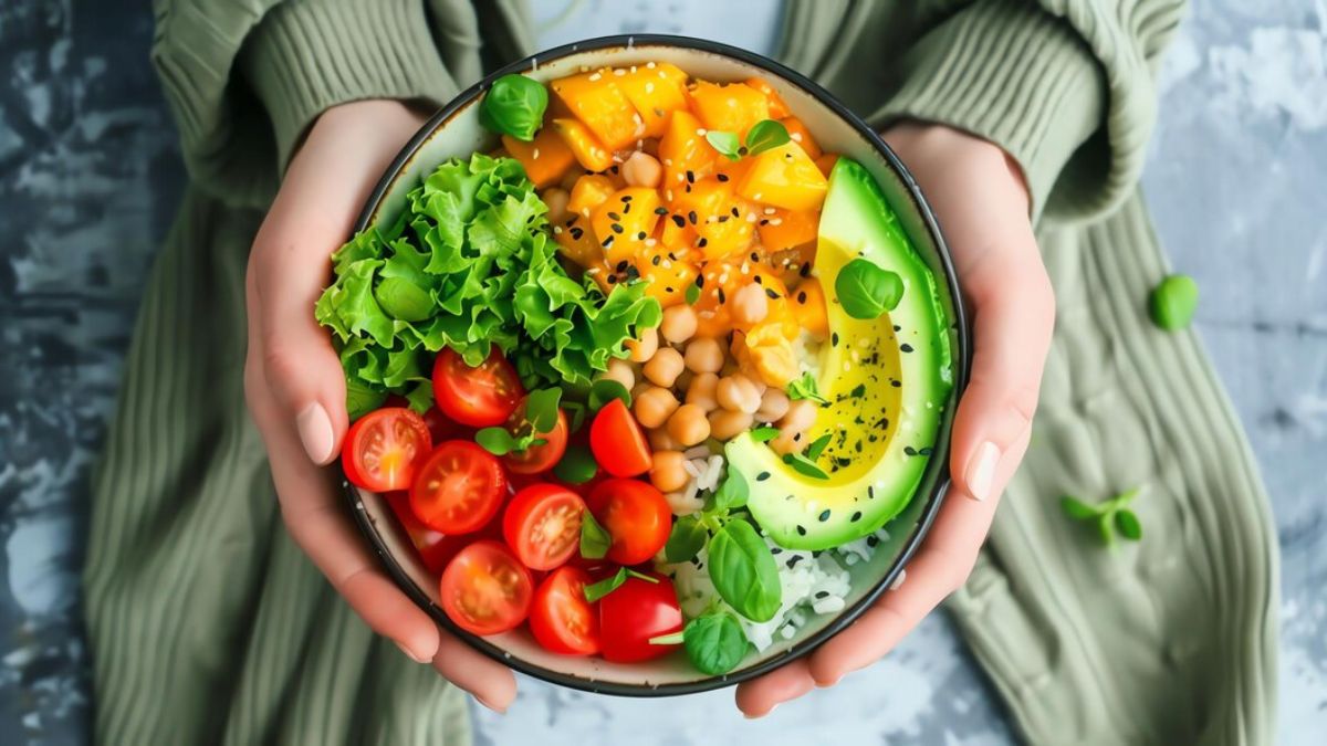 Difference Between Diet and Nutrition in Hindi
