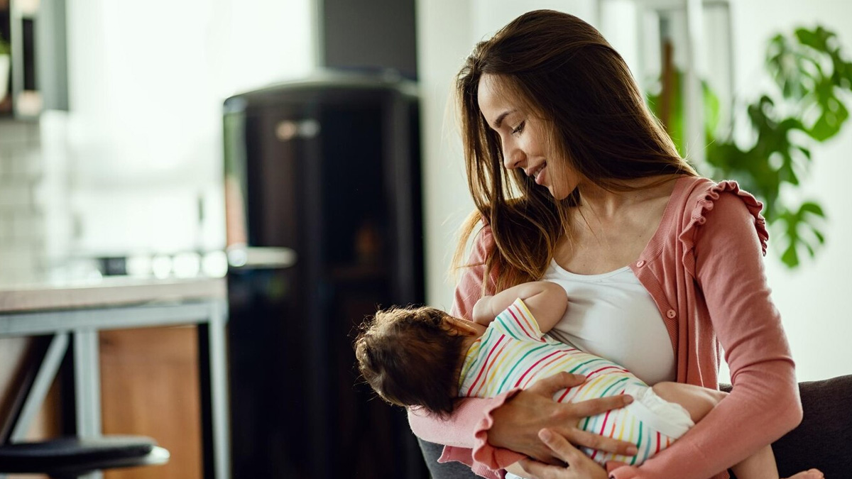 avoid nipple pain during breastfeeding
