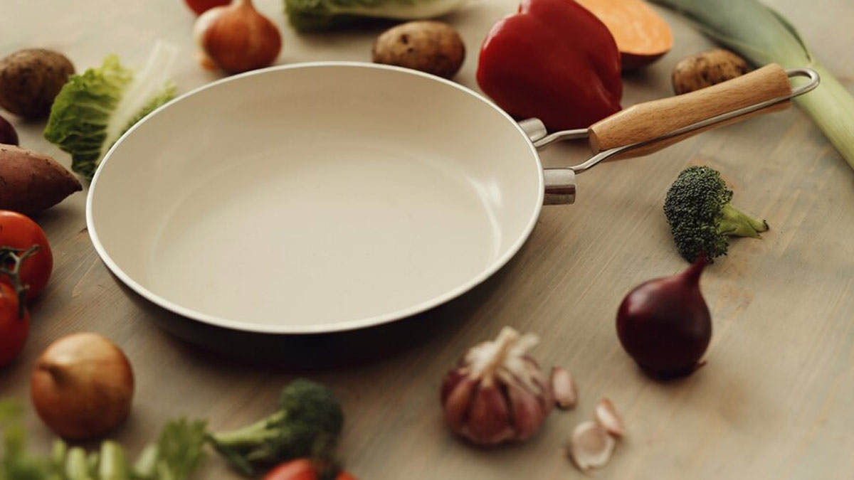 How Safe Are Ceramic Cookware: Know From An Expert