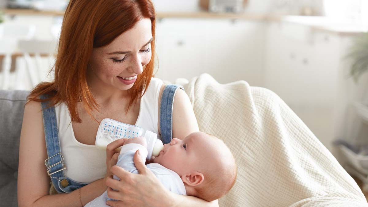 Essential-Baby-Bottle-Washing-Tips-inside