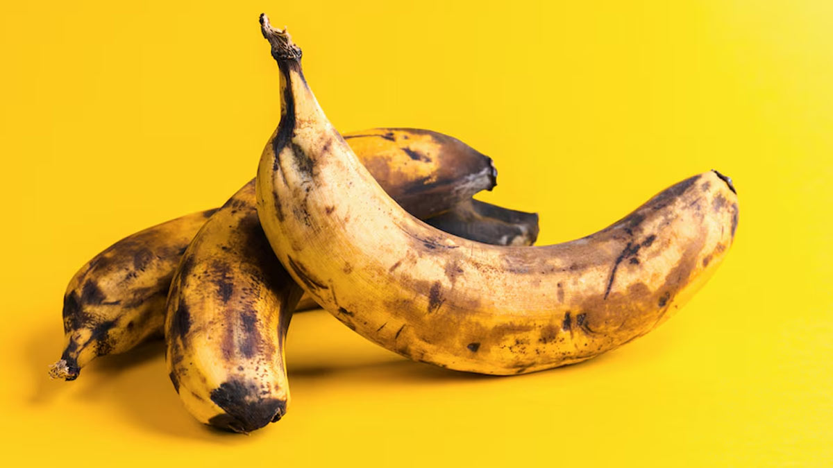 Should You Throw Away Overripe Bananas Or Are They Safe To Eat?