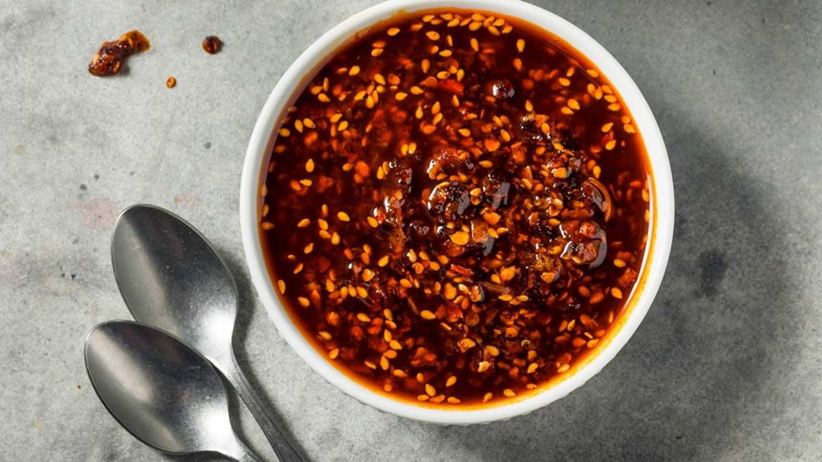 Beyond The Heat: 7 Benefits Of Chilli Oil You Should Know