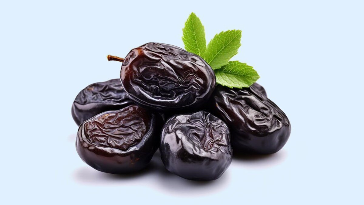 From Reducing Cholesterol to Preventing Constipation: Exploring Health Benefits of Prunes