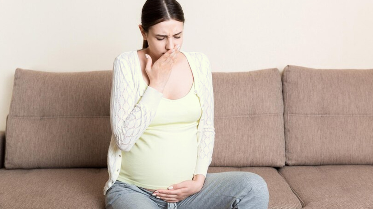 How To Deal With Nausea And Vomit After Travel During Pregnancy In Hindi