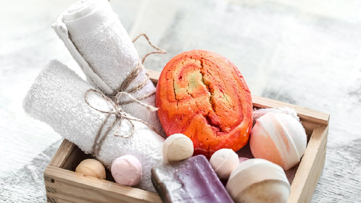 hot-towel-scrub-benefits-for-Skin-ins2