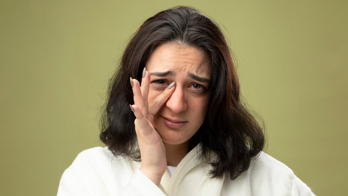 Micronutrients for Eyes: आंखें फड़कती हैं तो डाइट में शामिल करें ये 5 माइक्रोन्यूट्रिएंट्स, मिलेगा आराम 