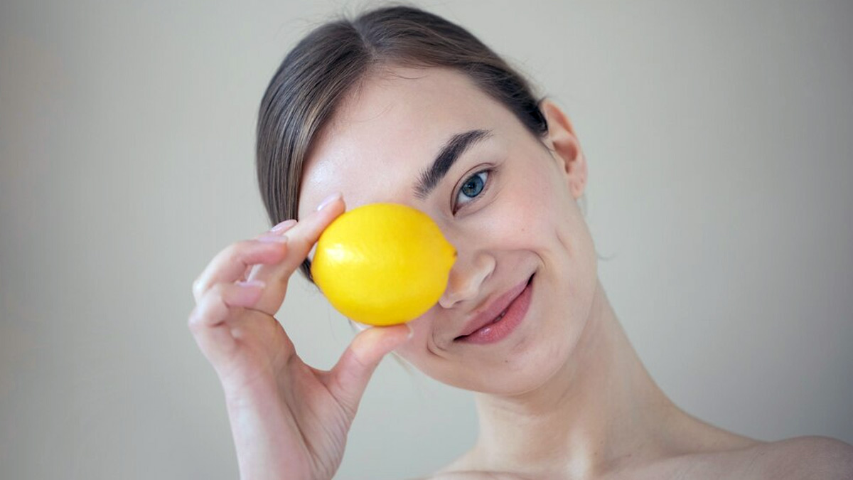 Lemon water outlet good for skin