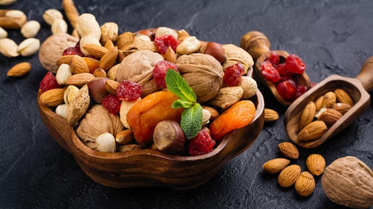 Here Are 6 Reasons Why You Should Watch Your Daily Dried Fruit Intake ...