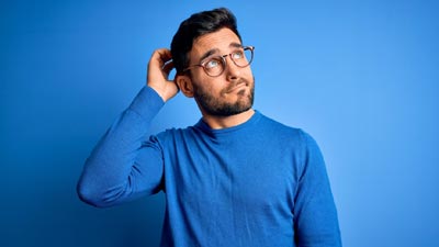 लगातार पैर ह‍िलाने या एक ही काम को बार-बार करने की आदत है स्‍टि‍म‍िंग, जानें इसे कैसे करें कंट्रोल   