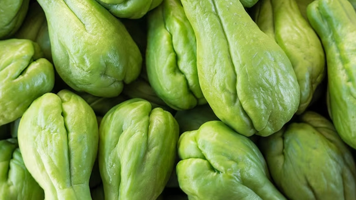 Chayote-Health-Benefits-inside