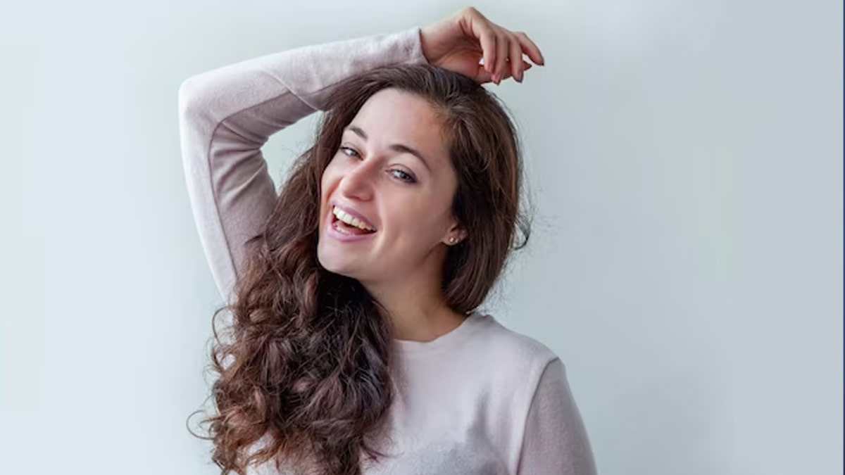 hair elasticity improve in naturally in hindi 
