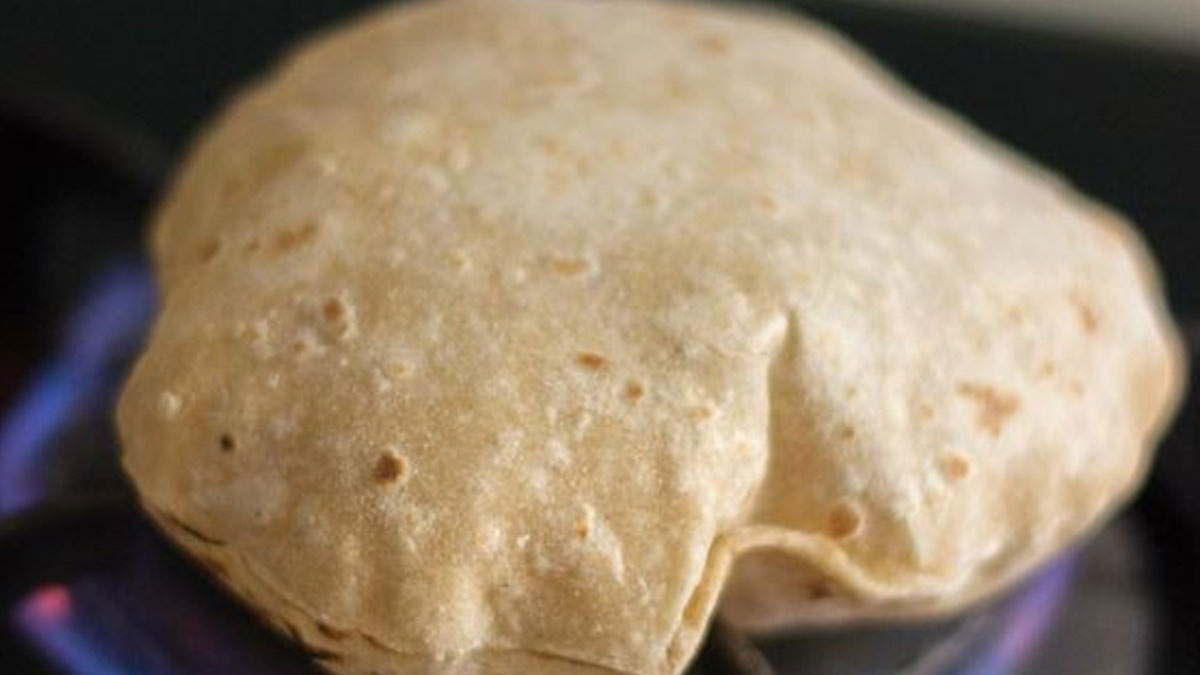 Cooking Chapatis On Direct Gas Flame Can Be Dangerous For Health: Myth Or Truth?