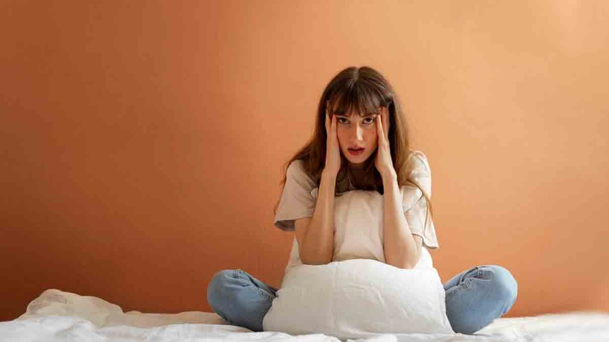 क्या पीरियड्स से पहले आपको भी होती है एंग्जाइटी? जानें इससे छुटकारा पाने के आसान उपाय 
