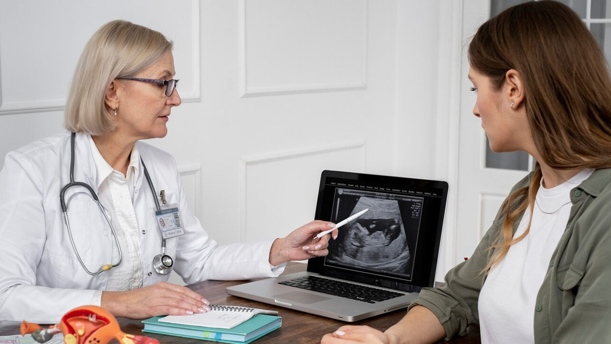 swelling in uterus in hindi