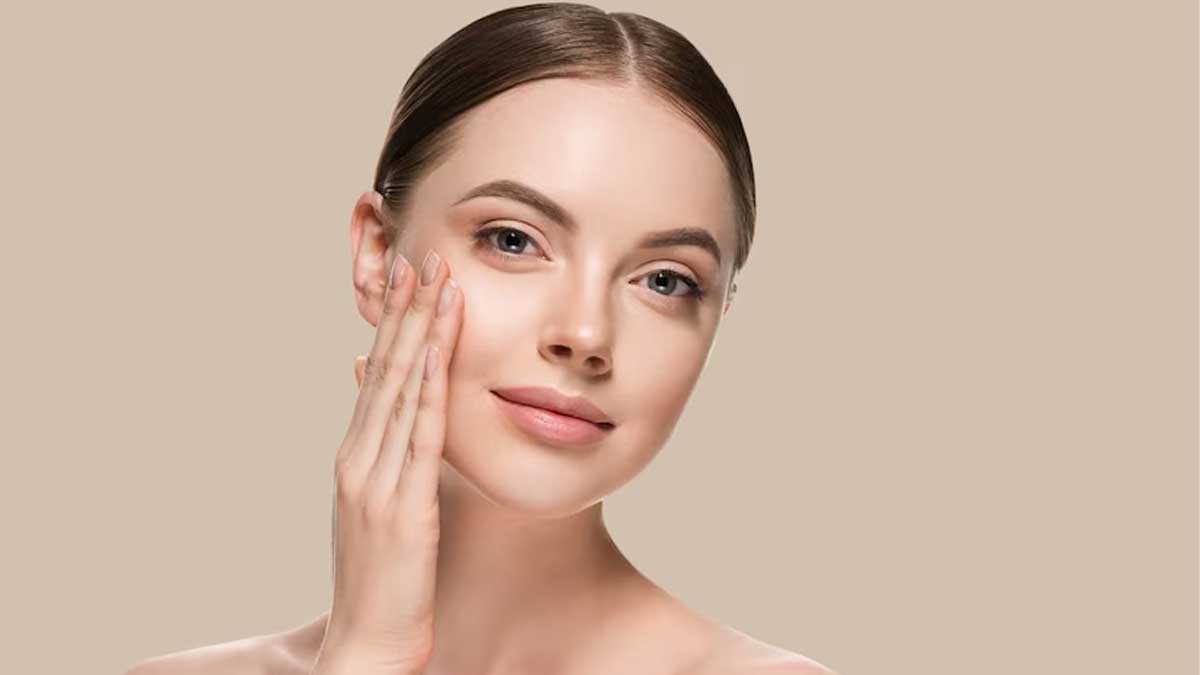 Skinimalism: Embracing a Minimalist Approach to Skincare in 2024 