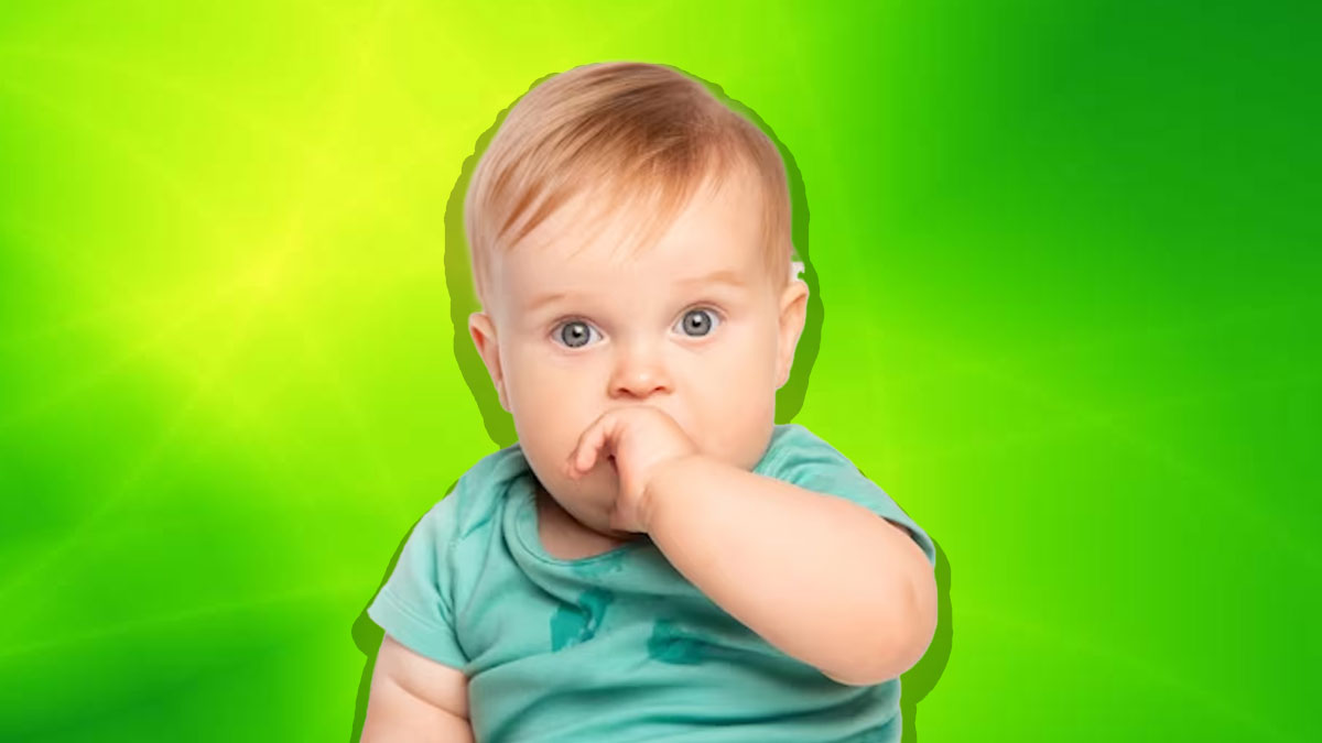 बच्चे बार-बार मुंह में उंगली क्यों डालते हैं? जानें इसके 5 कारण