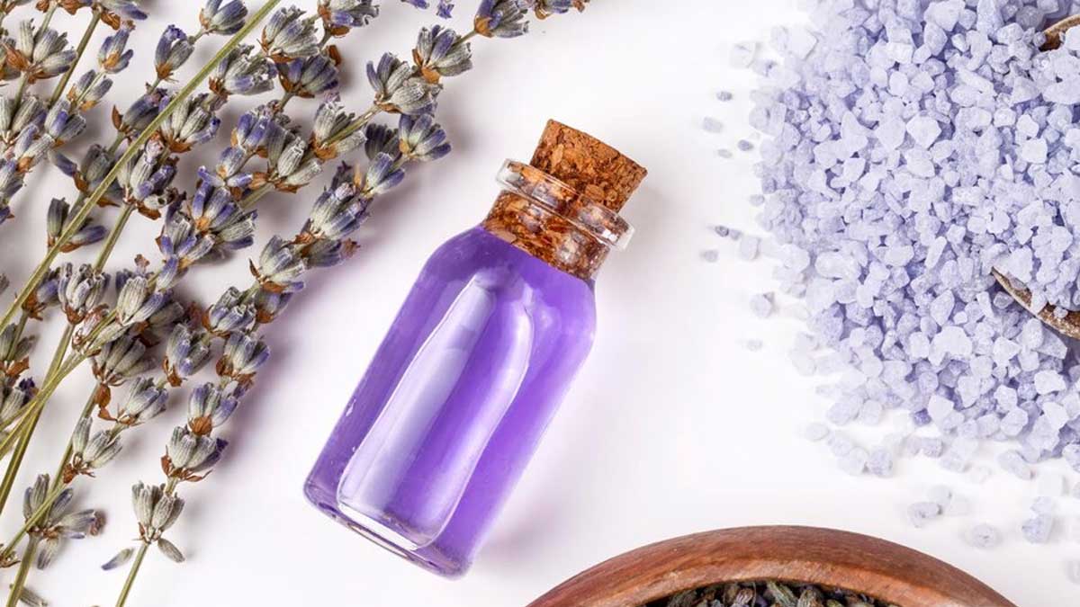 DIY Essential Oil Blends For Winter Skincare