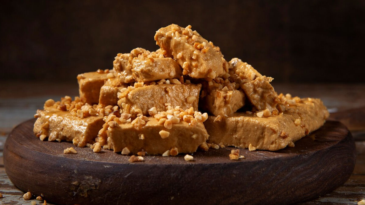Lohri-Special-Mawa-chikki-Recipe-and-Benefits-ins1