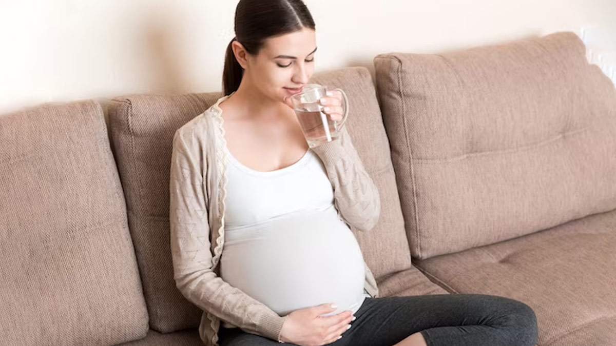 Benefits Of Staying Hydrated In Pregnancy In Hindi
