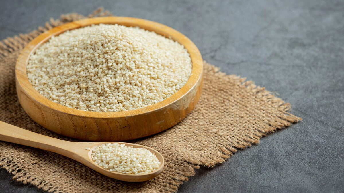 Benefits-of-Sesame-Face-Pack-for-Skin-ins1