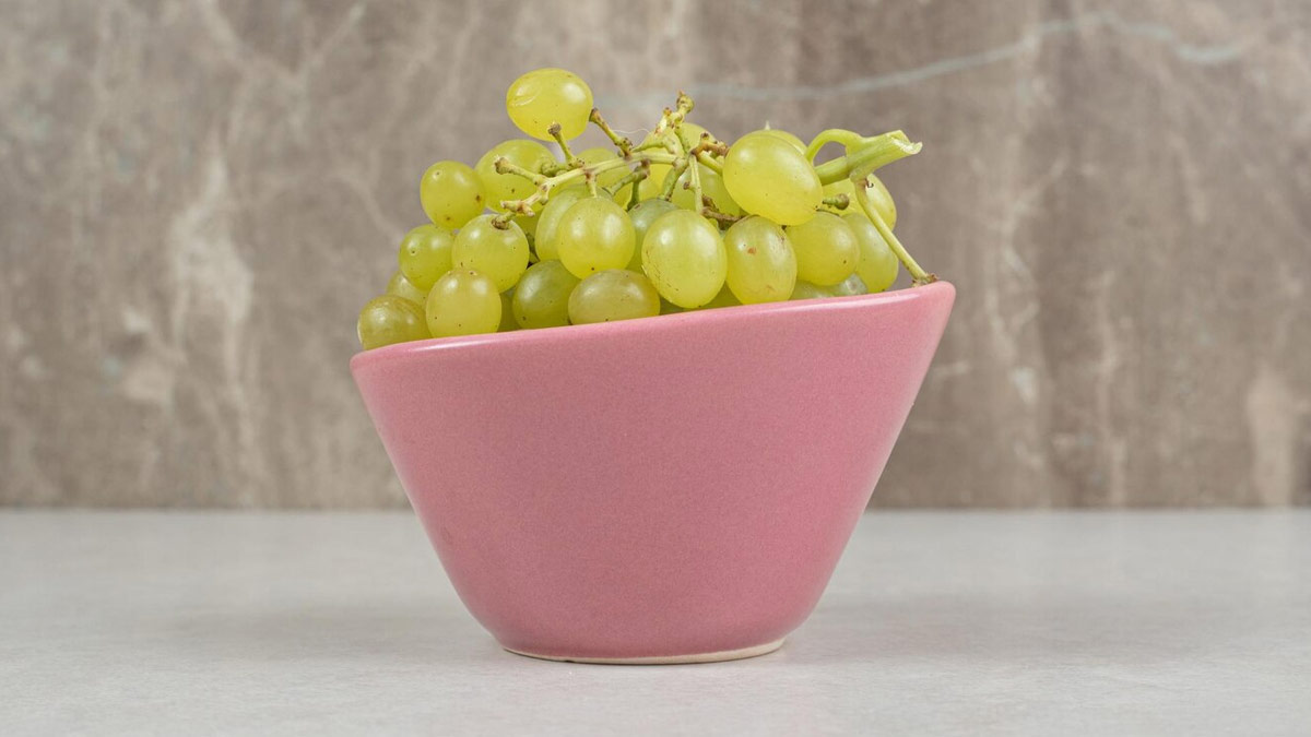When Should You Avoid Grapes In Hindi